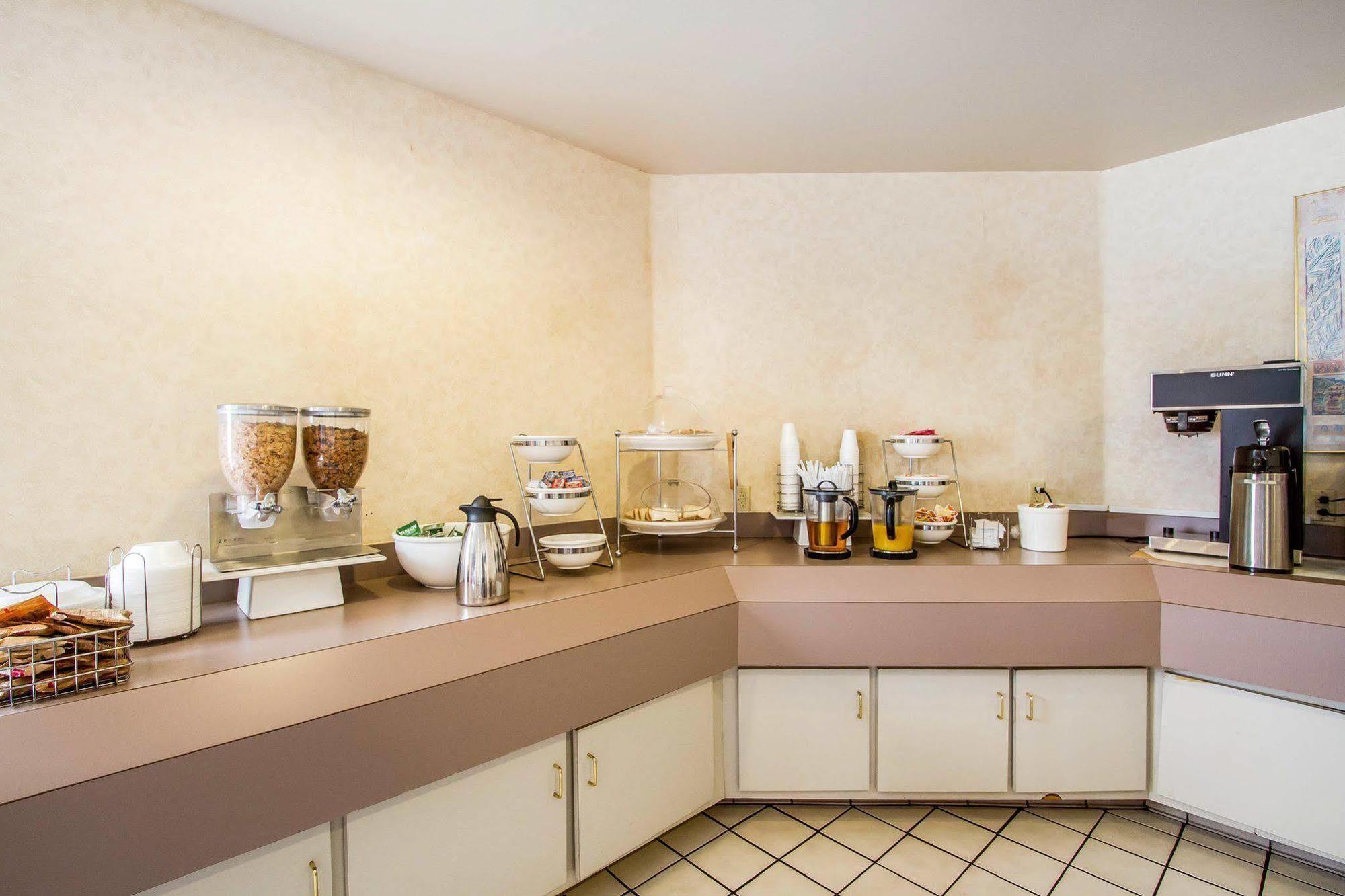 Rodeway Inn Memphis Zewnętrze zdjęcie